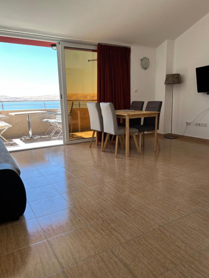 Apartments Villa Angela Cesarica Exteriör bild